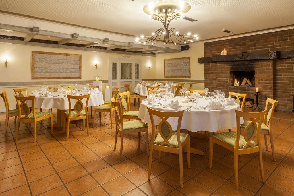 Landhotel Weserblick Beverungen Bagian luar foto