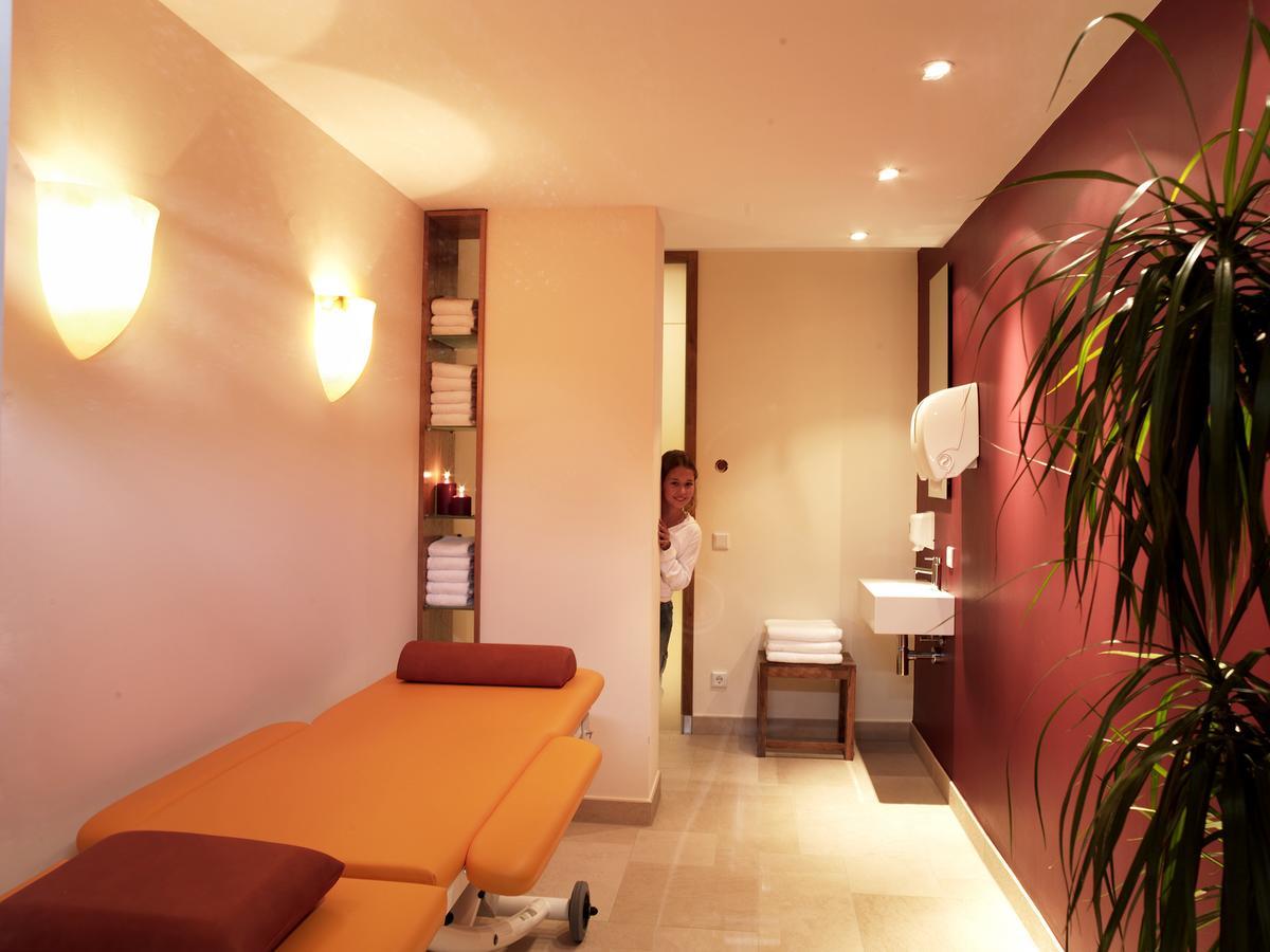 Landhotel Weserblick Beverungen Bagian luar foto