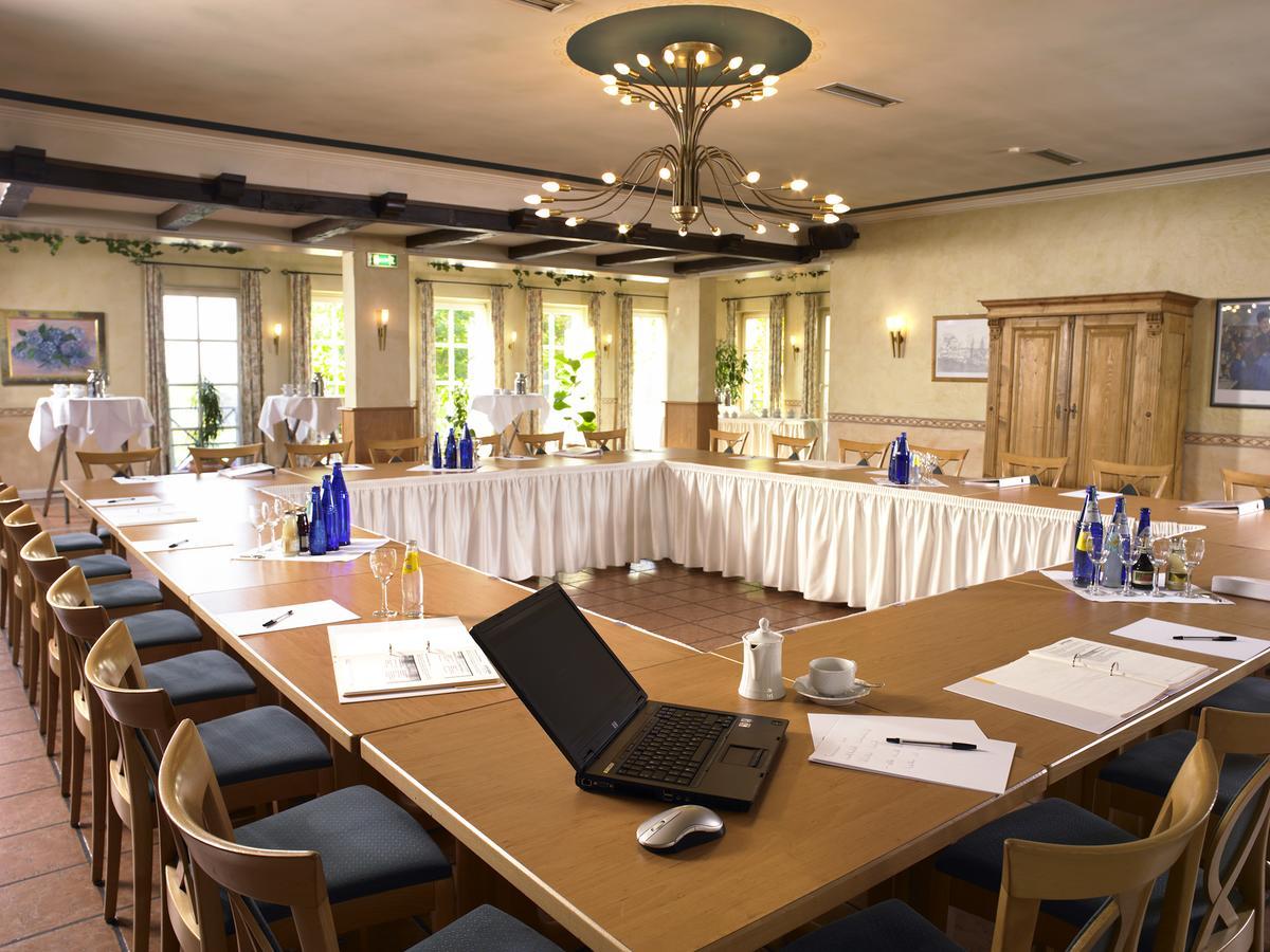 Landhotel Weserblick Beverungen Bagian luar foto